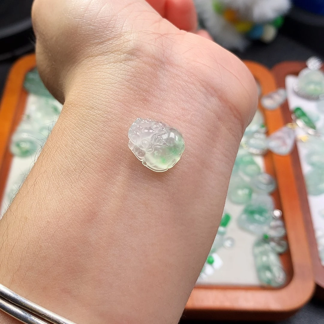 吊坠(不含链)未镶嵌翡翠貔貅