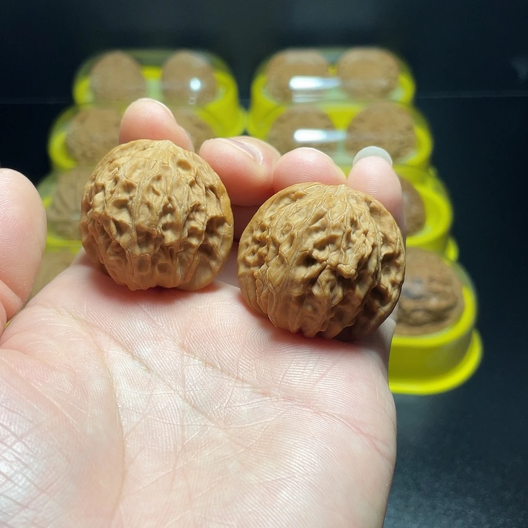 把件文玩核桃37尺麦穗虎头