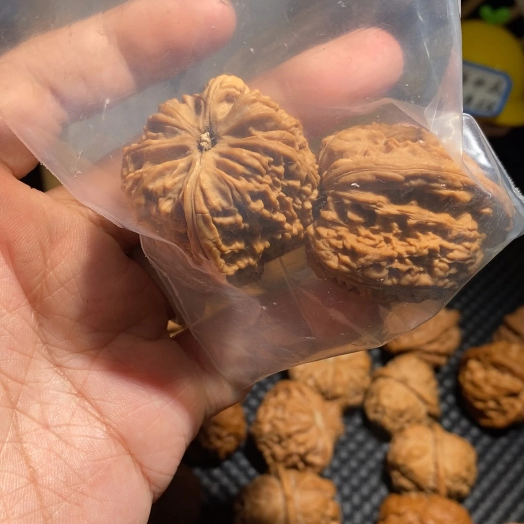 文玩核桃把件悟*南疆悟哥