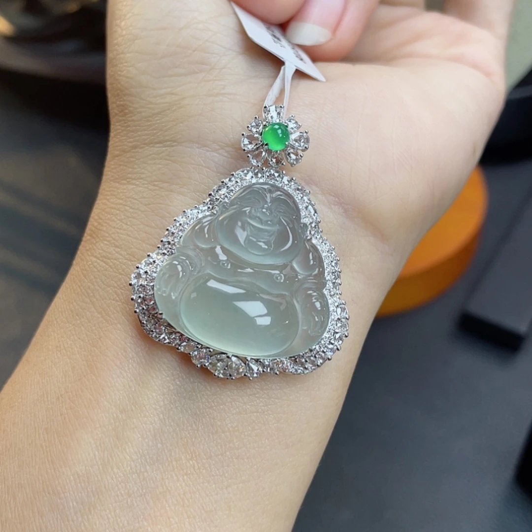 【闪购商品】翡翠颈饰18K金镶嵌53号 玻璃种