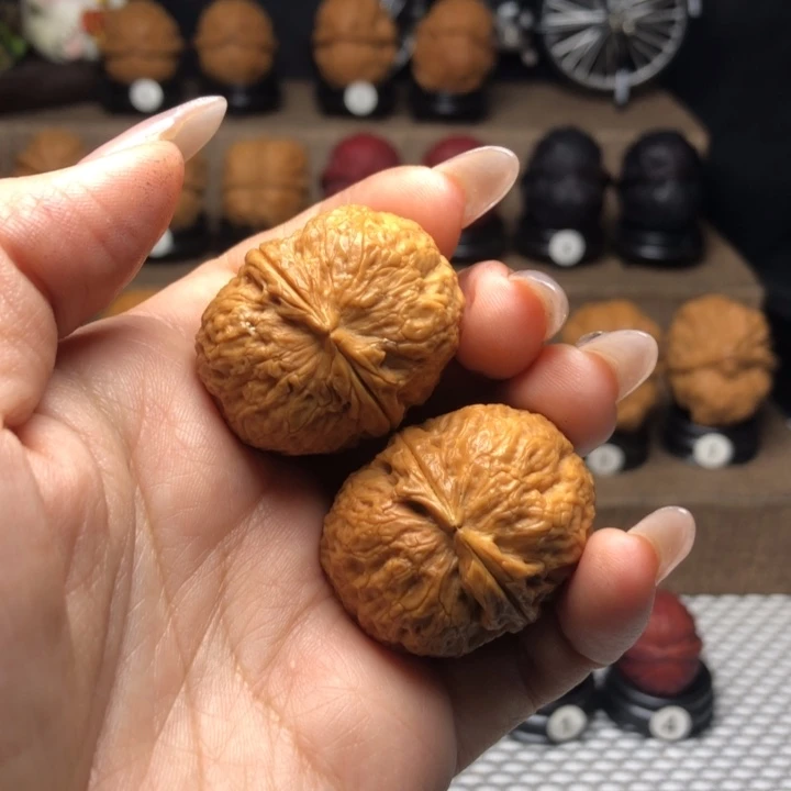 橄榄核吊坠38玲珑骰子
