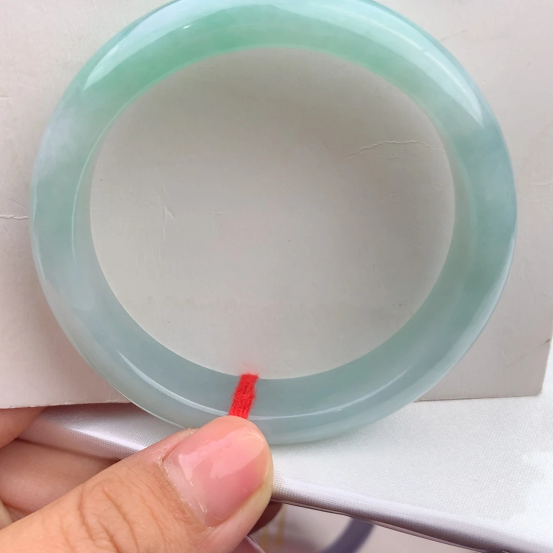 未镶嵌手镯翡翠纯天然