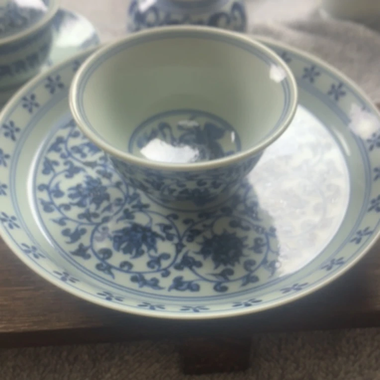 手工手绘缠枝莲套装