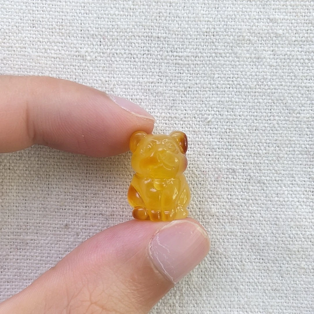 琥珀未镶嵌珠宝奇石狗狗