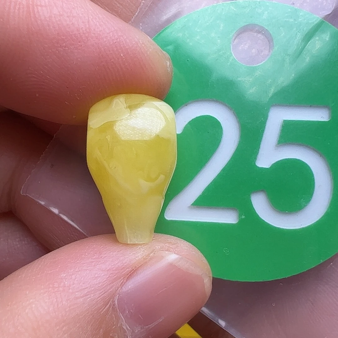 蜜蜡未镶嵌珠宝奇石9.5mm微瑕