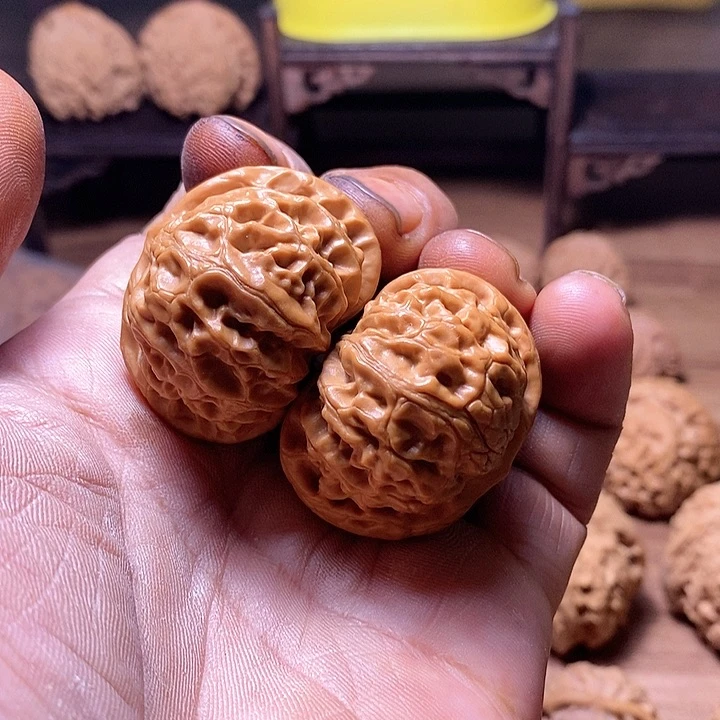 文玩核桃吊坠39尺，宫灯