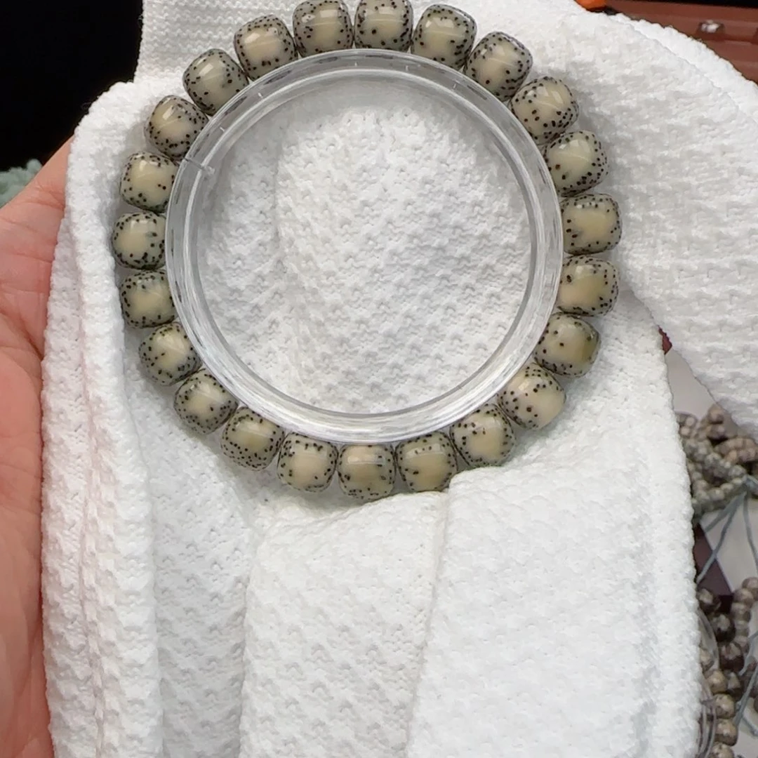 星月菩提手串侧留白10*9