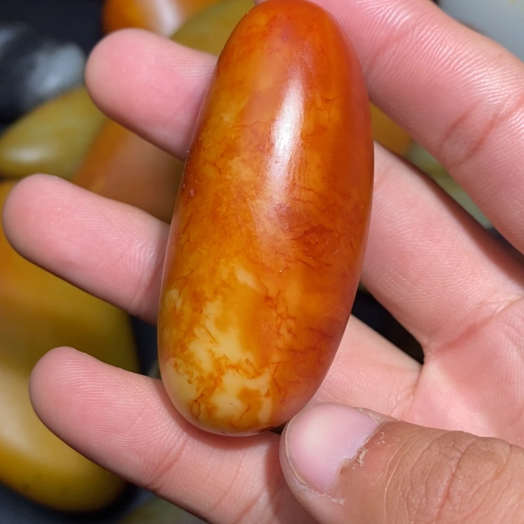 和田玉未镶嵌珠宝奇石