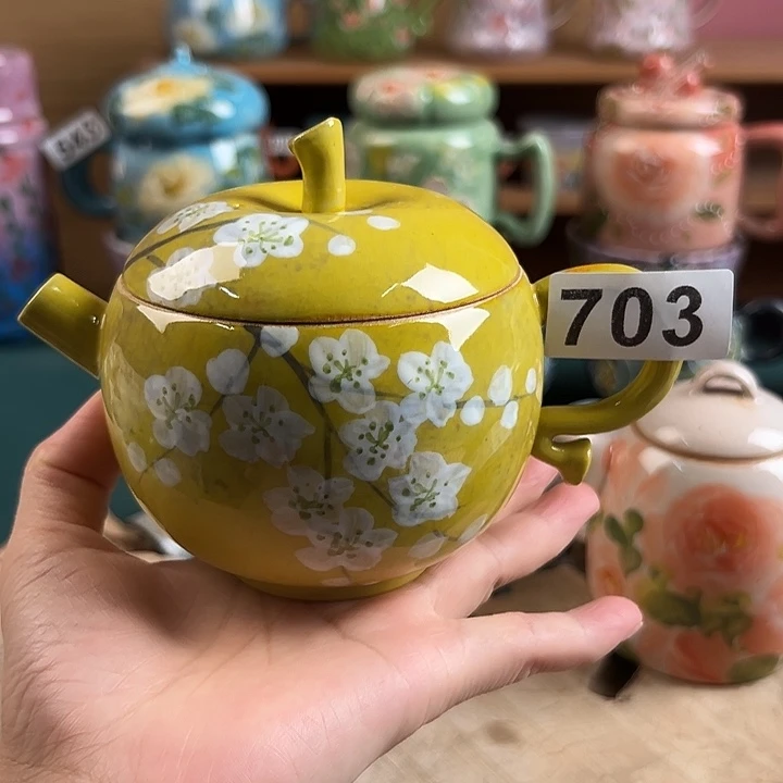 天***宝景德镇陶瓷手绘作品703大瑕