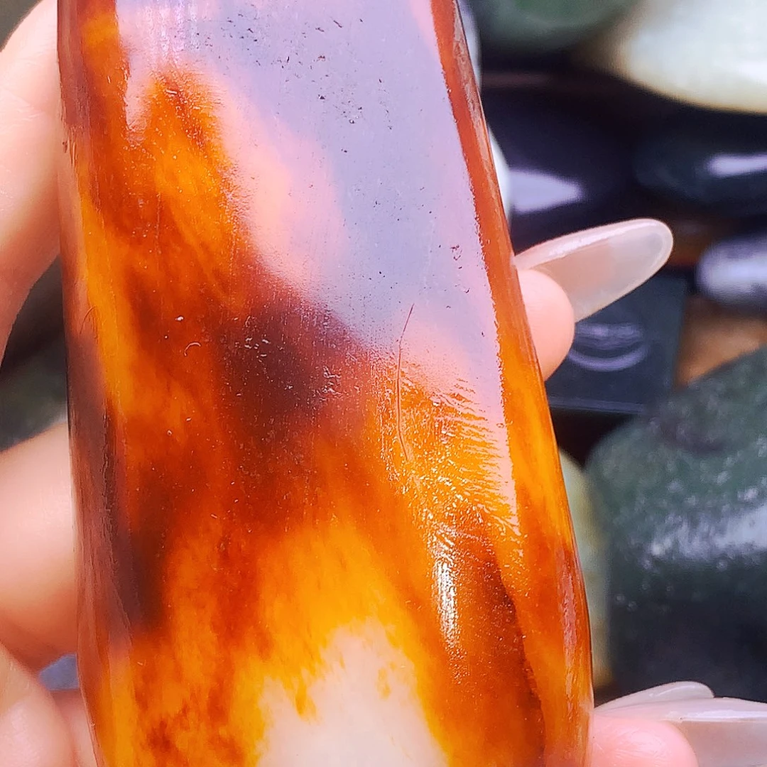 未镶嵌和田玉（糖玉）把件