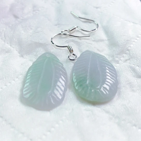 翡翠颈饰未镶嵌天****远耳坠