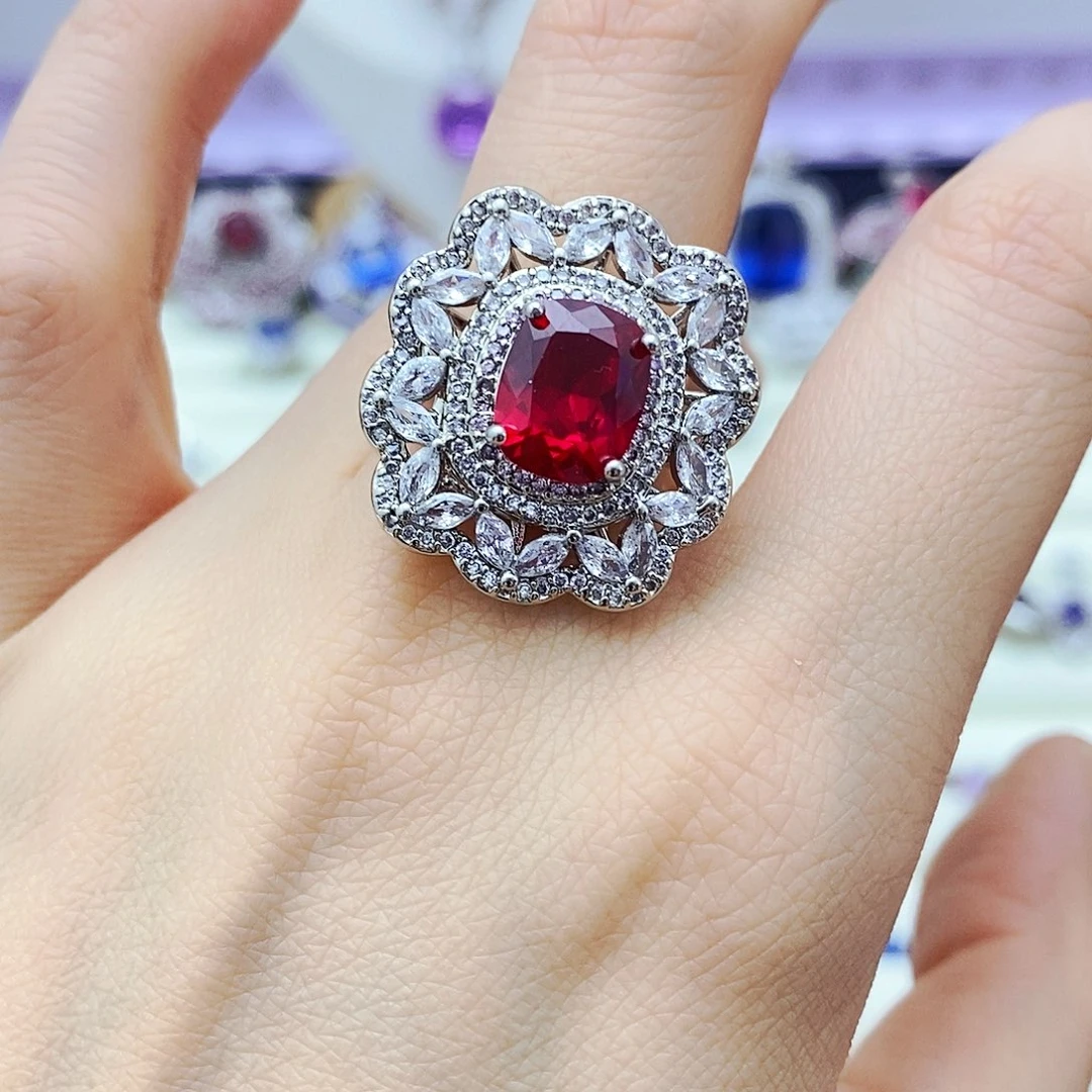 未镶嵌戒指红宝石