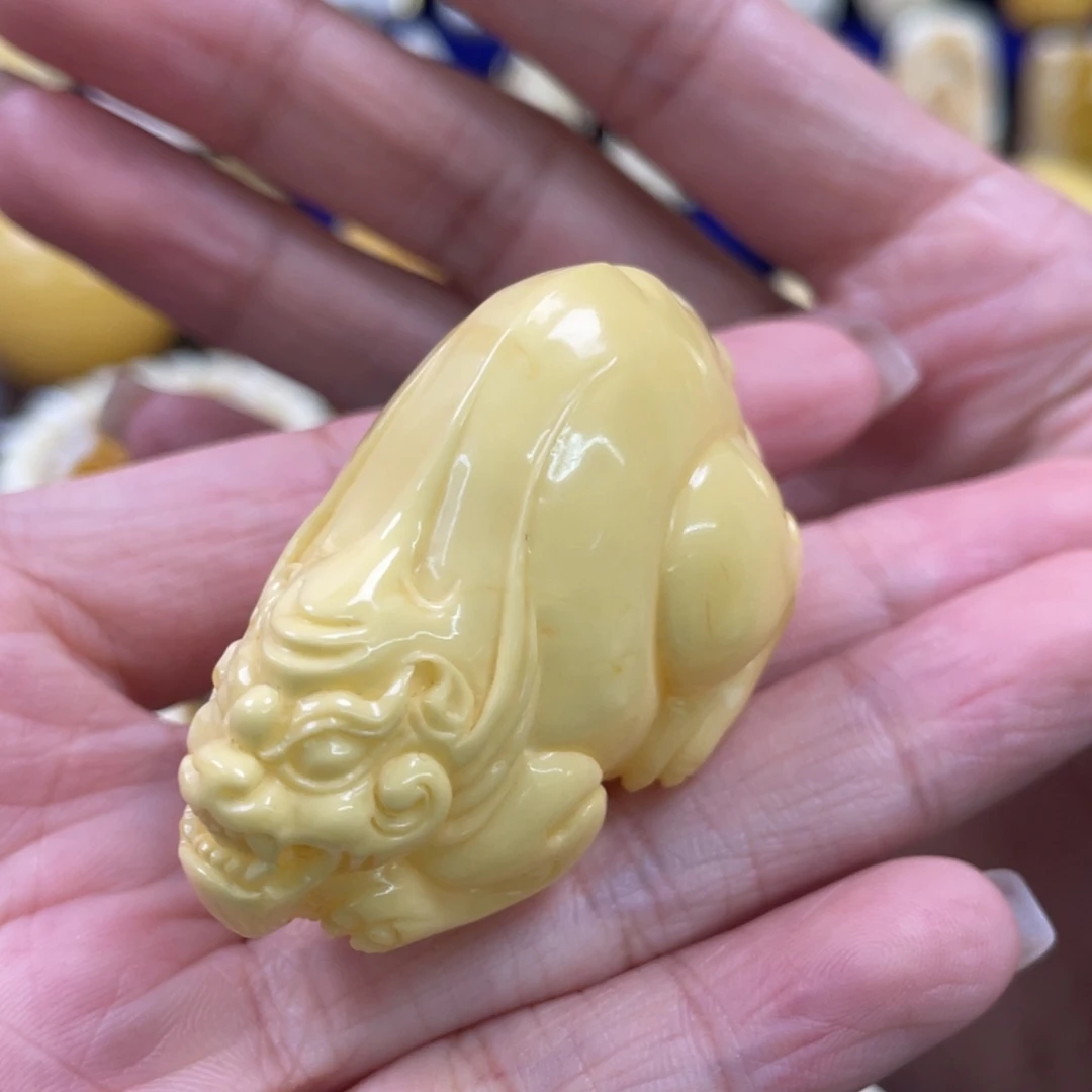 蜜蜡未镶嵌裸石琥珀蜜蜡貔貅吊坠