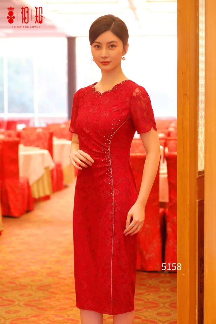 高端轻奢小众婆婆妈妈婚宴装红色蕾丝夏季新款礼服连衣裙