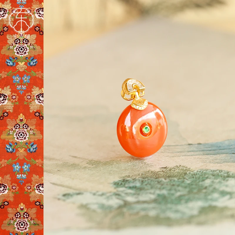 东方俪DOFUNLY【朝露霞】18K金南红平安扣吊坠NHDZ雅韵