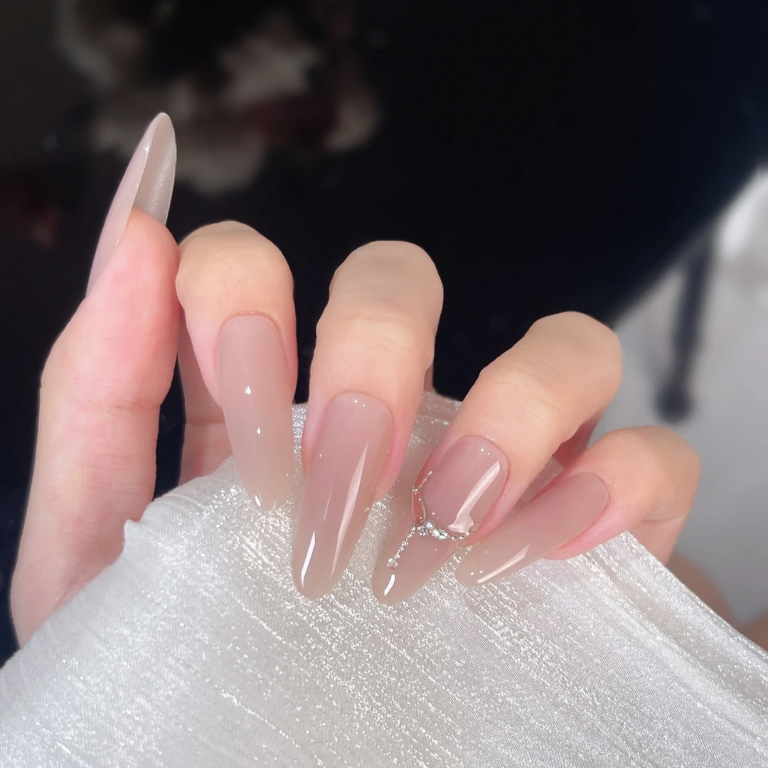 几何 纯欲裸色长杏仁形穿戴甲手工高级感轻奢美甲贴片渐变美甲