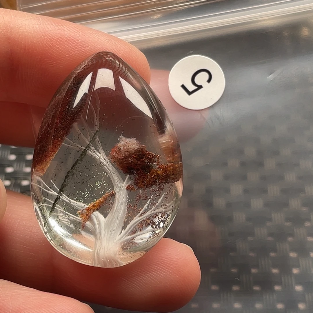 翔***业水晶颈饰未镶嵌天然