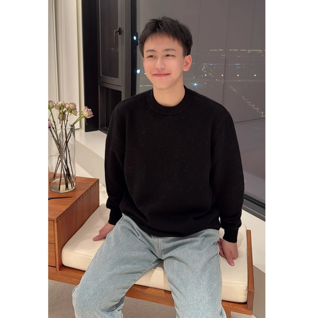 男款羊绒上衣 百搭