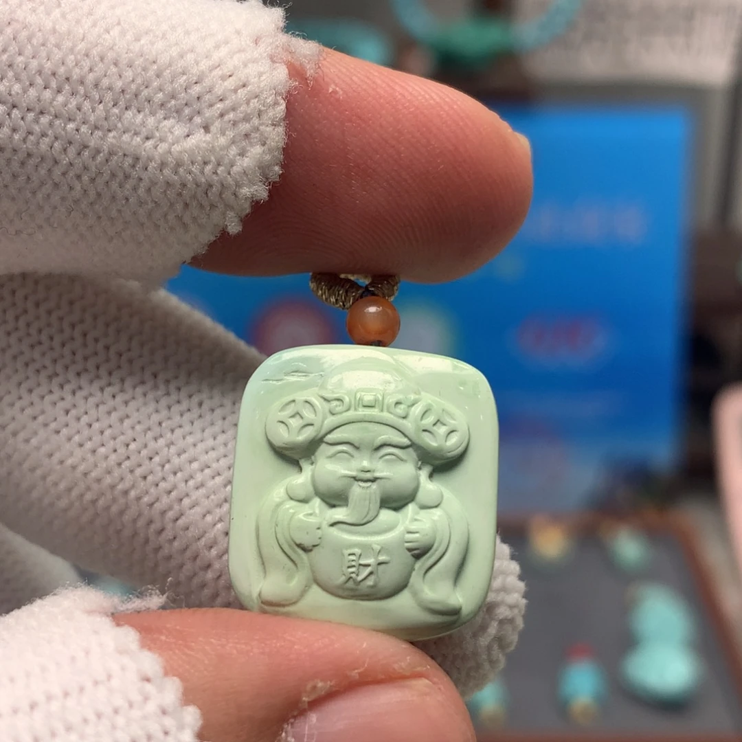 绿松石未镶嵌挂件