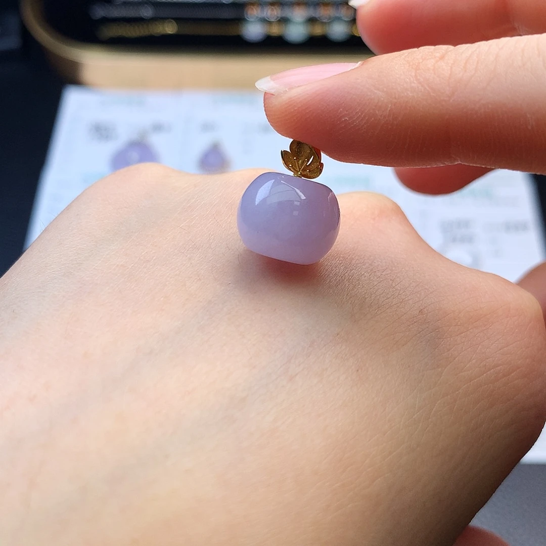 翡翠18K金镶嵌挂件48小时鉴赏期  苹果珠