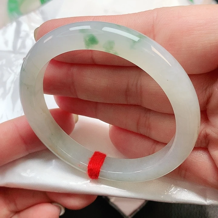 翡翠手镯未镶嵌正圈2712