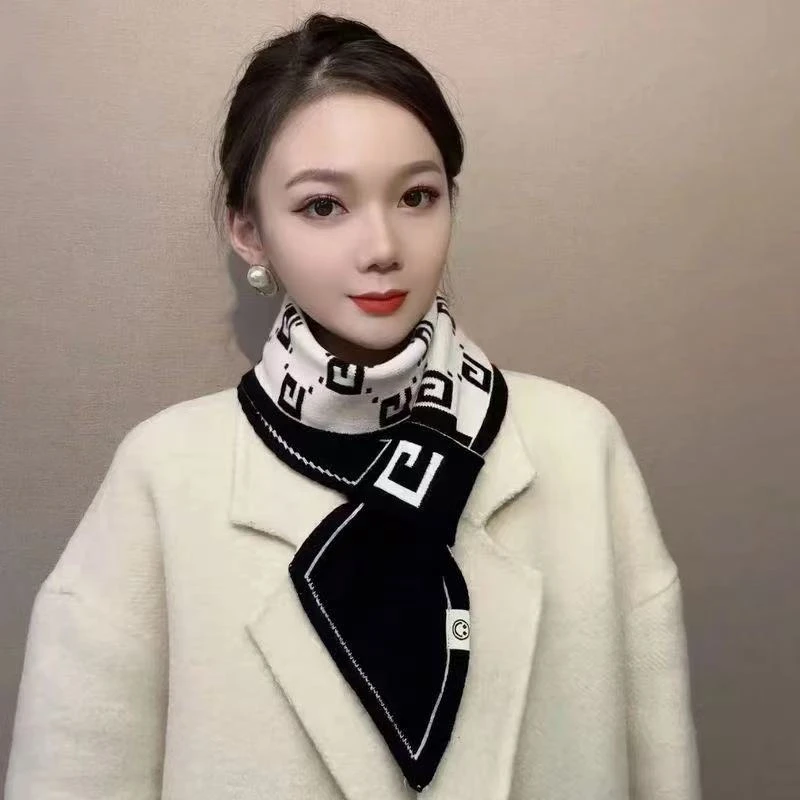 【稻城】小围巾女款爆款脖护颈女秋冬季保暖洋气加厚高档披肩