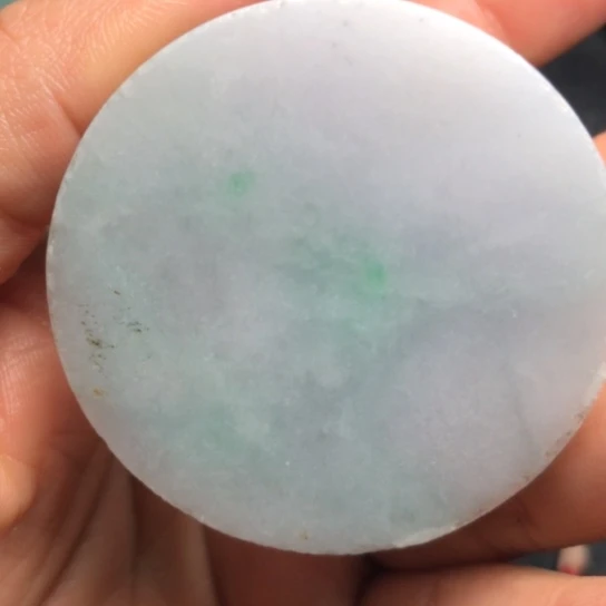 翡翠未镶嵌颈饰裸石