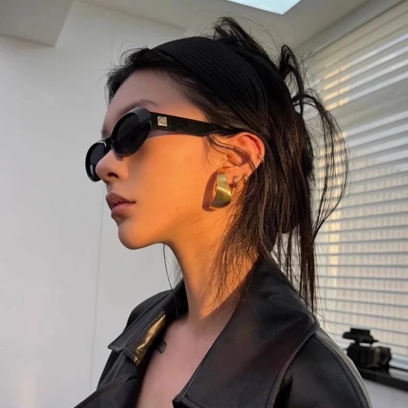 欧美复古街边旅拍椭圆形高级感墨镜女防紫外线遮阳时尚太阳眼镜女