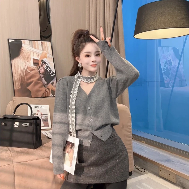 灰色蕾丝飘带挂脖V领毛衣开衫女春秋季2025新款打底针织外套上衣