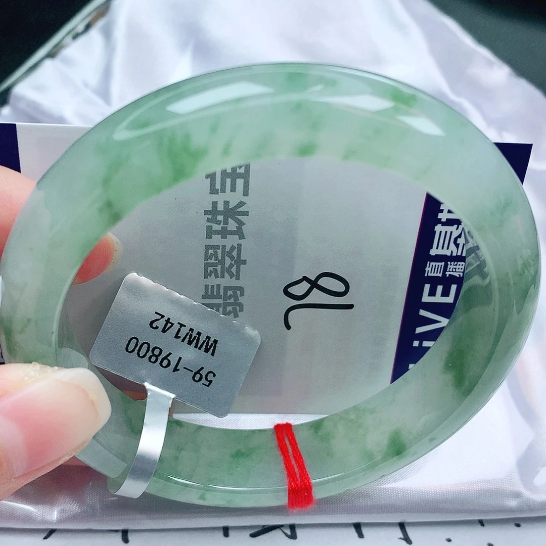 翡翠未镶嵌手镯缅甸天然A货翡翠手镯