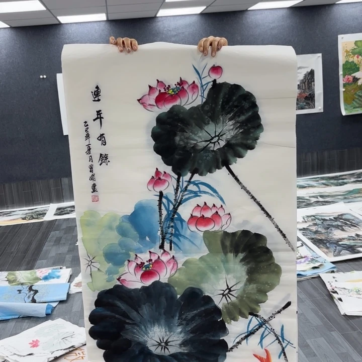 字画等多种形式的艺术作品和