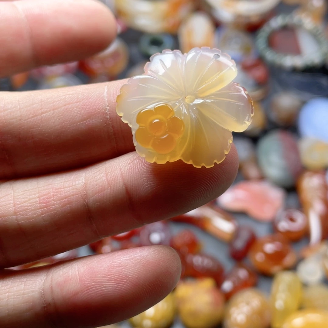 玛瑙/玉髓未镶嵌颈饰