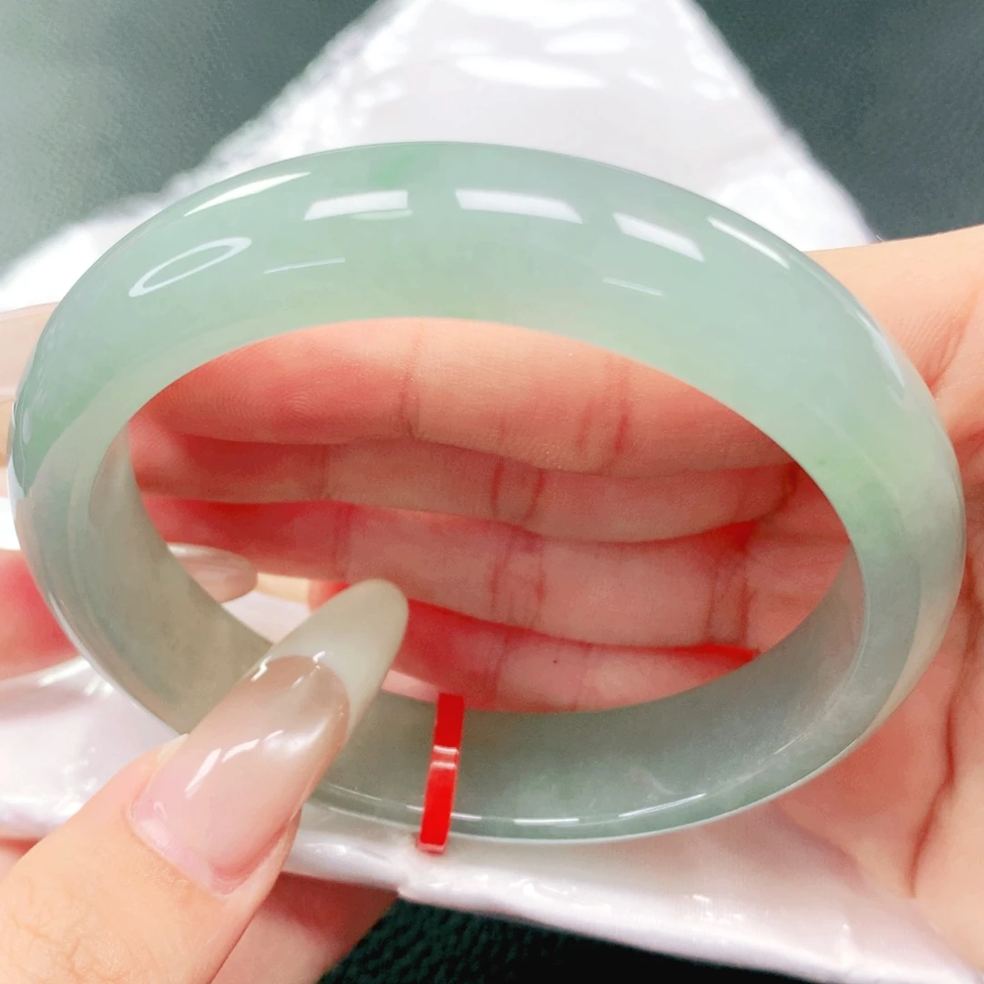 翡翠未镶嵌手镯59