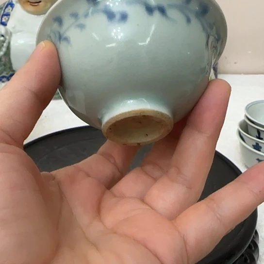 用***9手工绘画青花主人杯