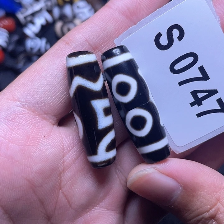 玛瑙/玉髓颈饰未镶嵌瑕疵裂