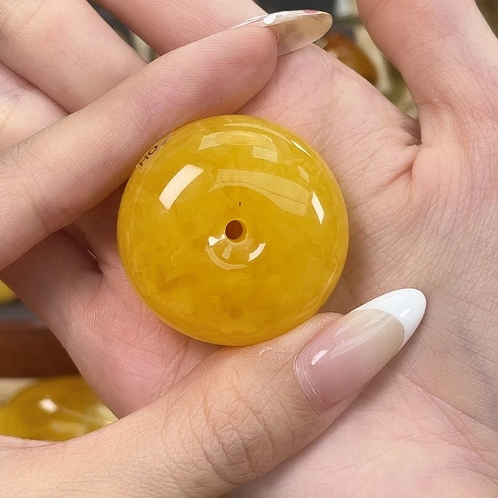 琥珀未镶嵌珠宝奇石琥珀蜜蜡微瑕J101