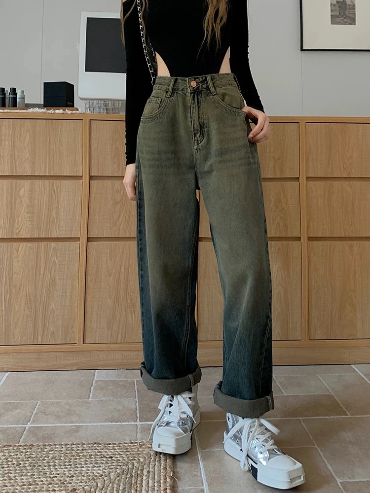 EGO-FCF049宽松立体剪裁直筒裤百搭水洗女士浅蓝牛仔裤