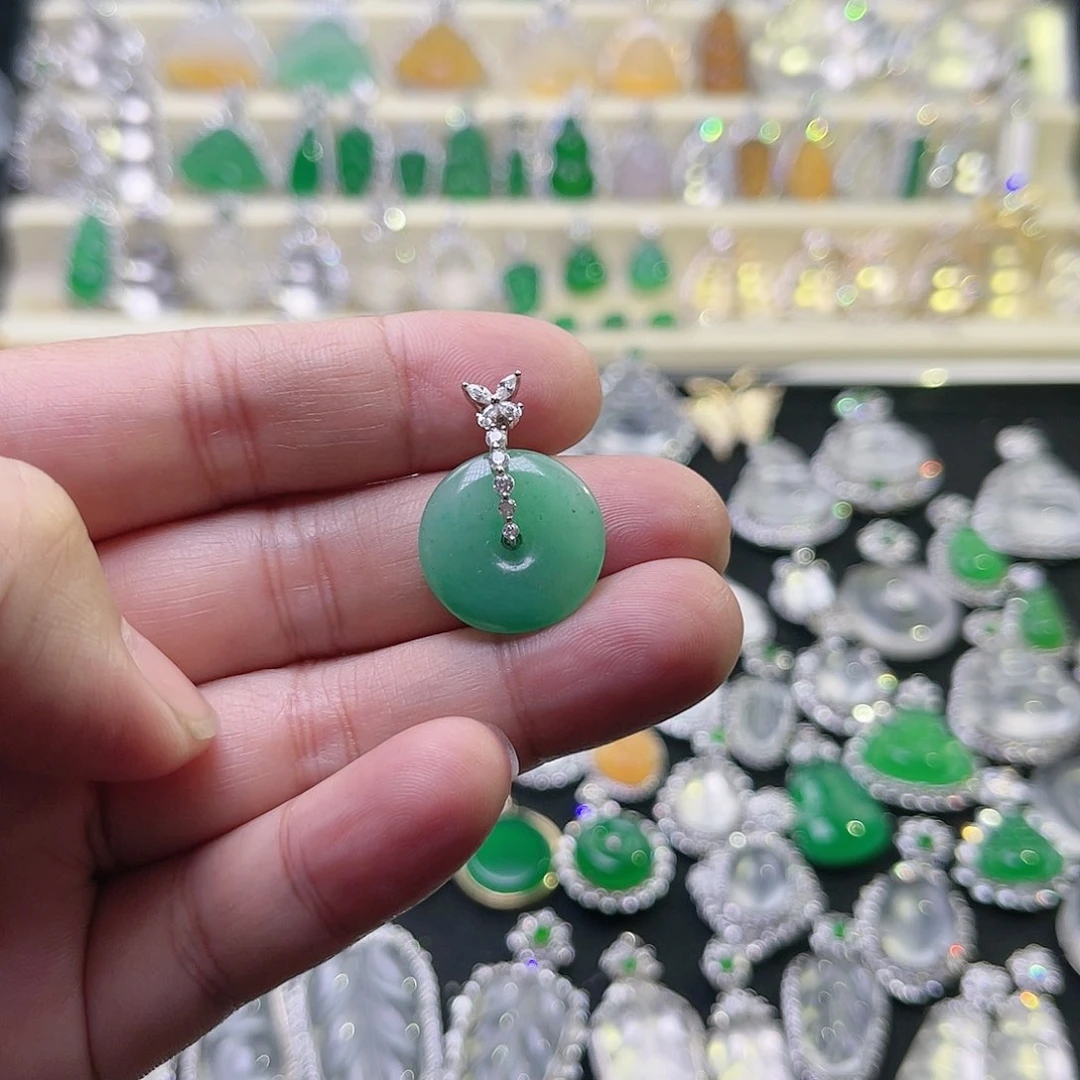 颈饰银S925镶嵌石英质玉平安扣