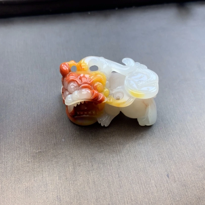 【闪购商品】未镶嵌石英质玉（黄龙玉）颈饰