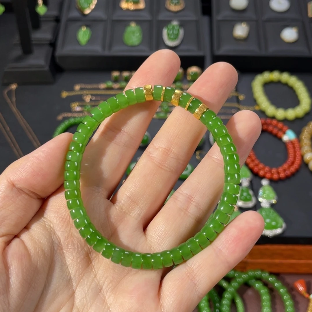 和田玉18K金镶嵌颈饰