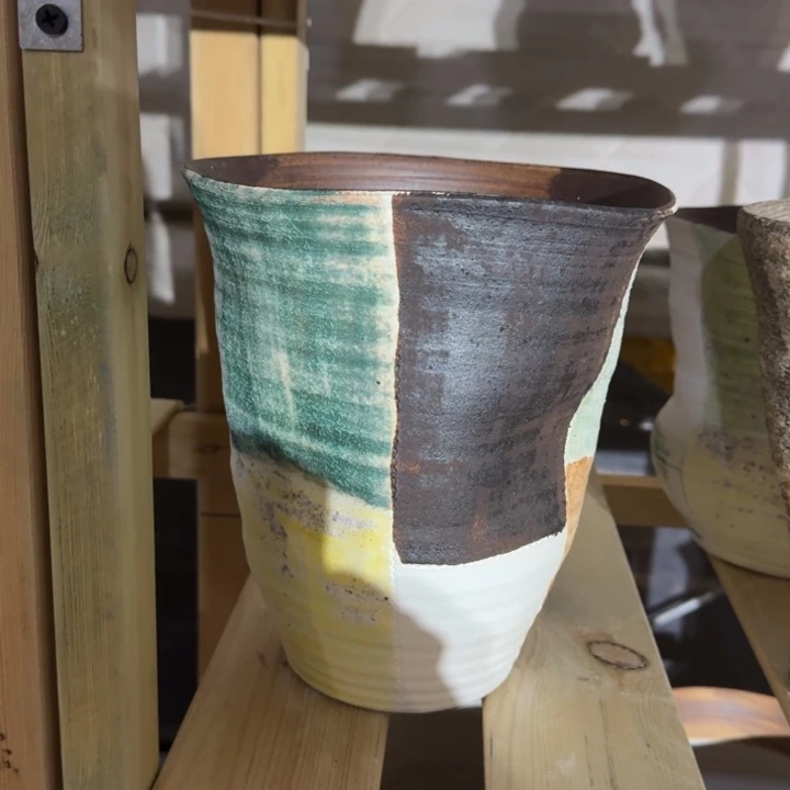 晚***你景德镇桌面陶瓷花盆