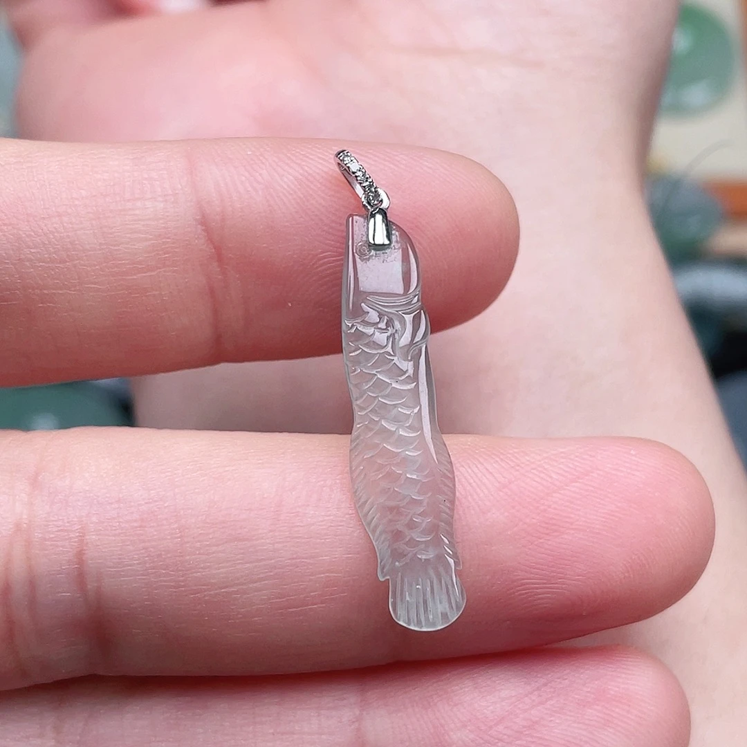 翡翠未镶嵌颈饰吊坠