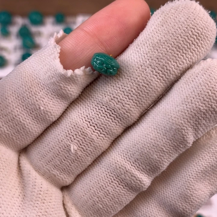 绿松石未镶嵌配饰j8.1*5.6