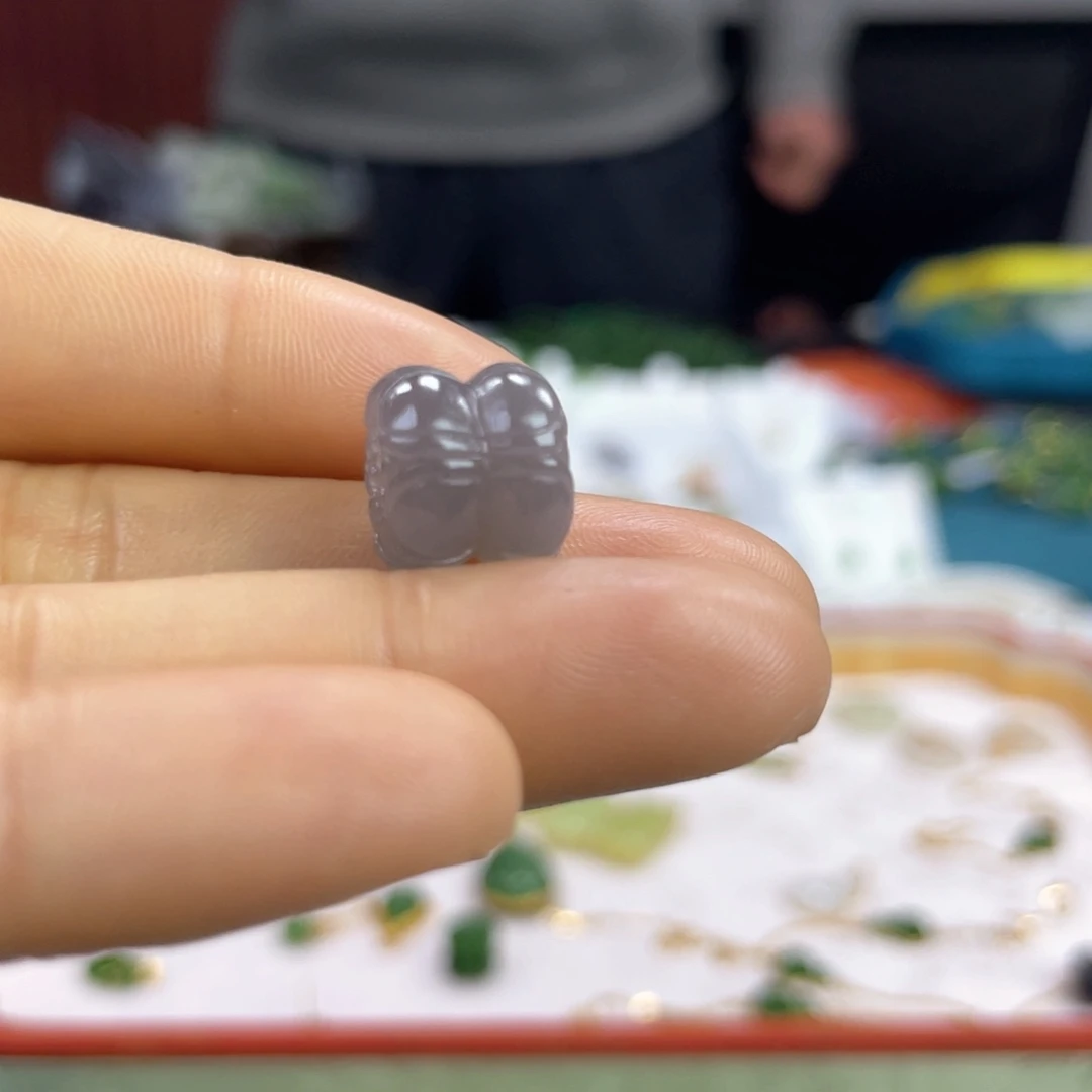 和田玉颈饰未镶嵌米***姐