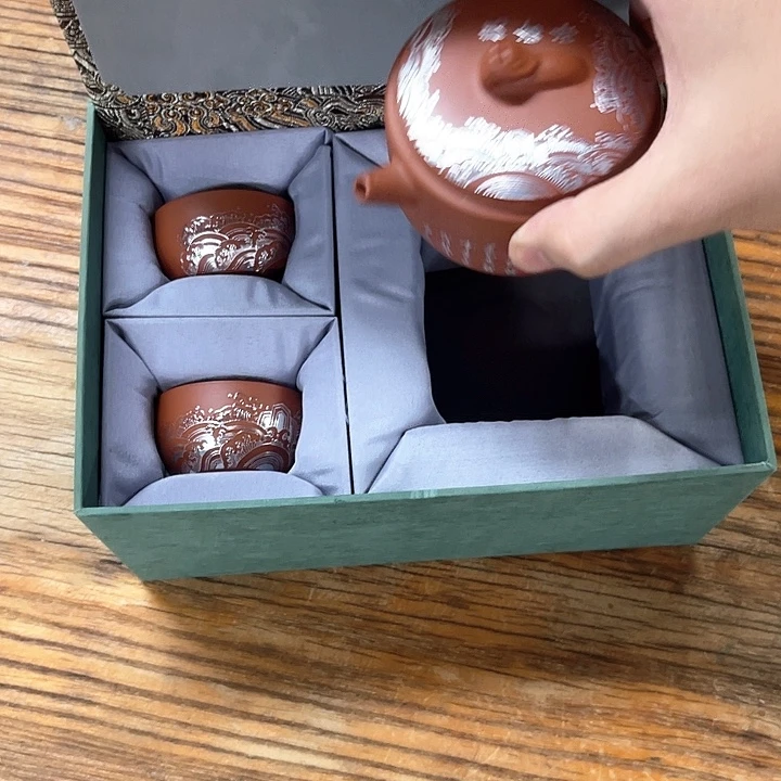 孤品茶具套装等。
