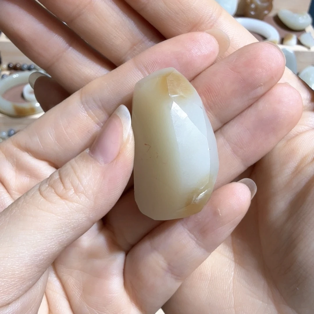 和田玉糖白原料未镶嵌