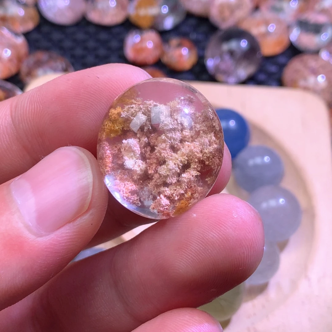 未镶嵌颈饰水晶爪****洲