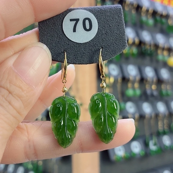 和田玉18K金镶嵌耳饰