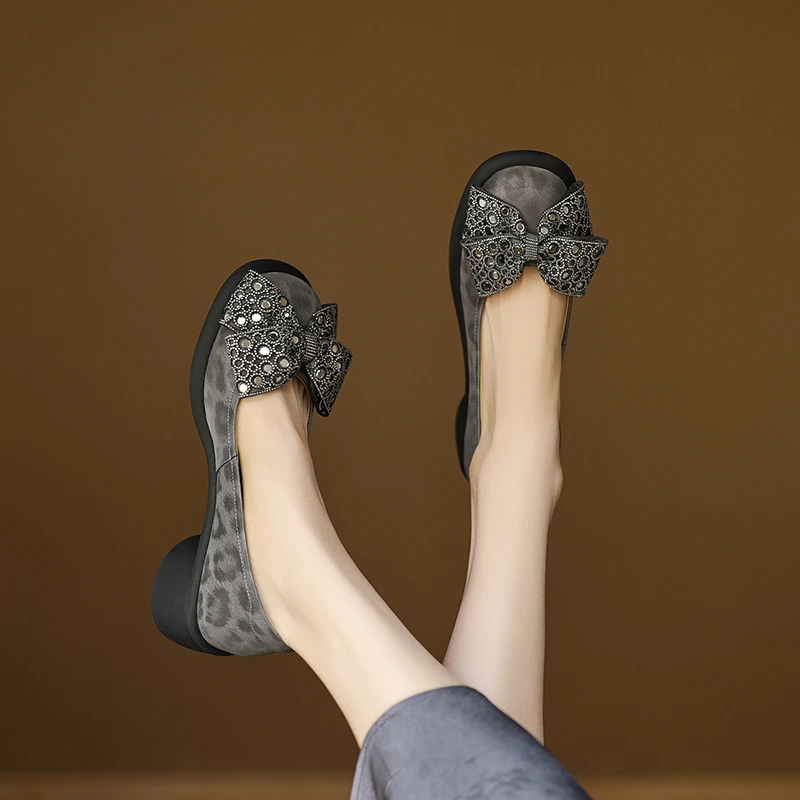 牛皮/跟高5cm/时尚百搭夏季真皮软底春季尖头浅口舒适复古妈妈鞋