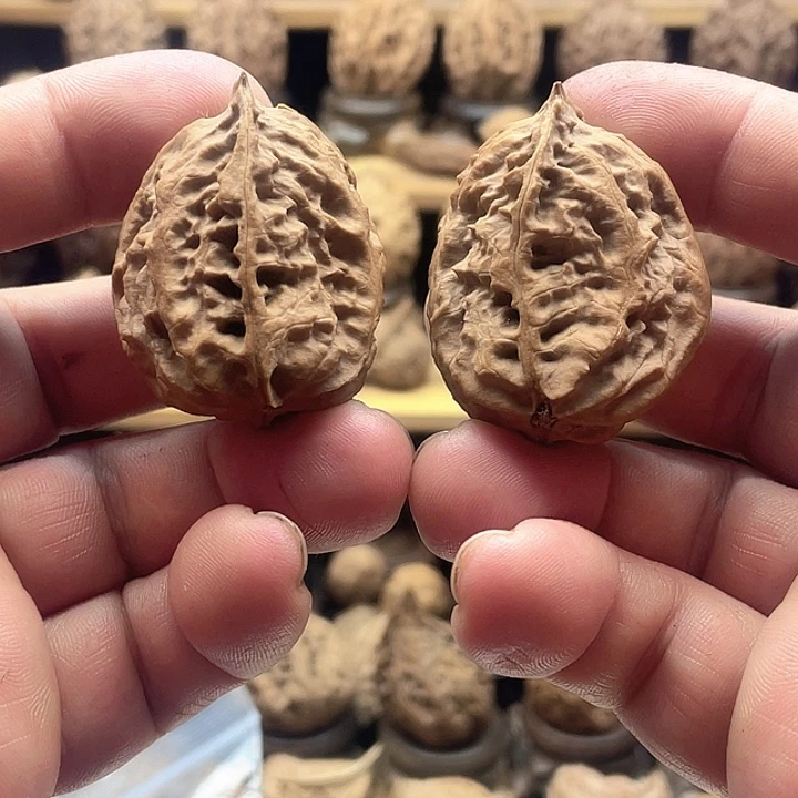 文玩核桃把件同果半壁7